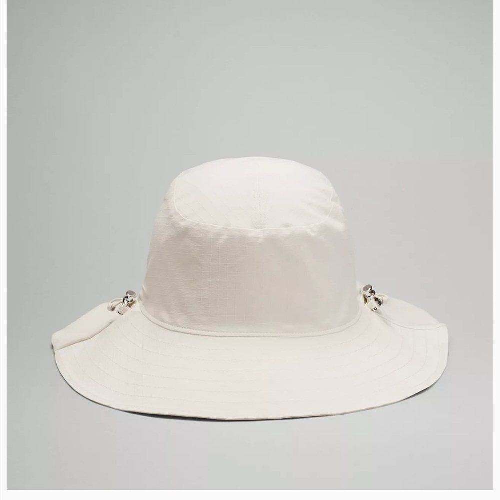 Lululemon Cinchable Large Brim Bucket Hat